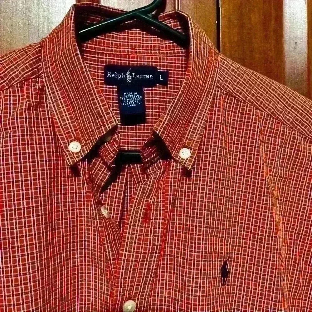 Boy’s Ralph Lauren Button down - Large